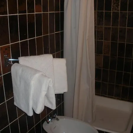 With Parking Space - 17058 아파트